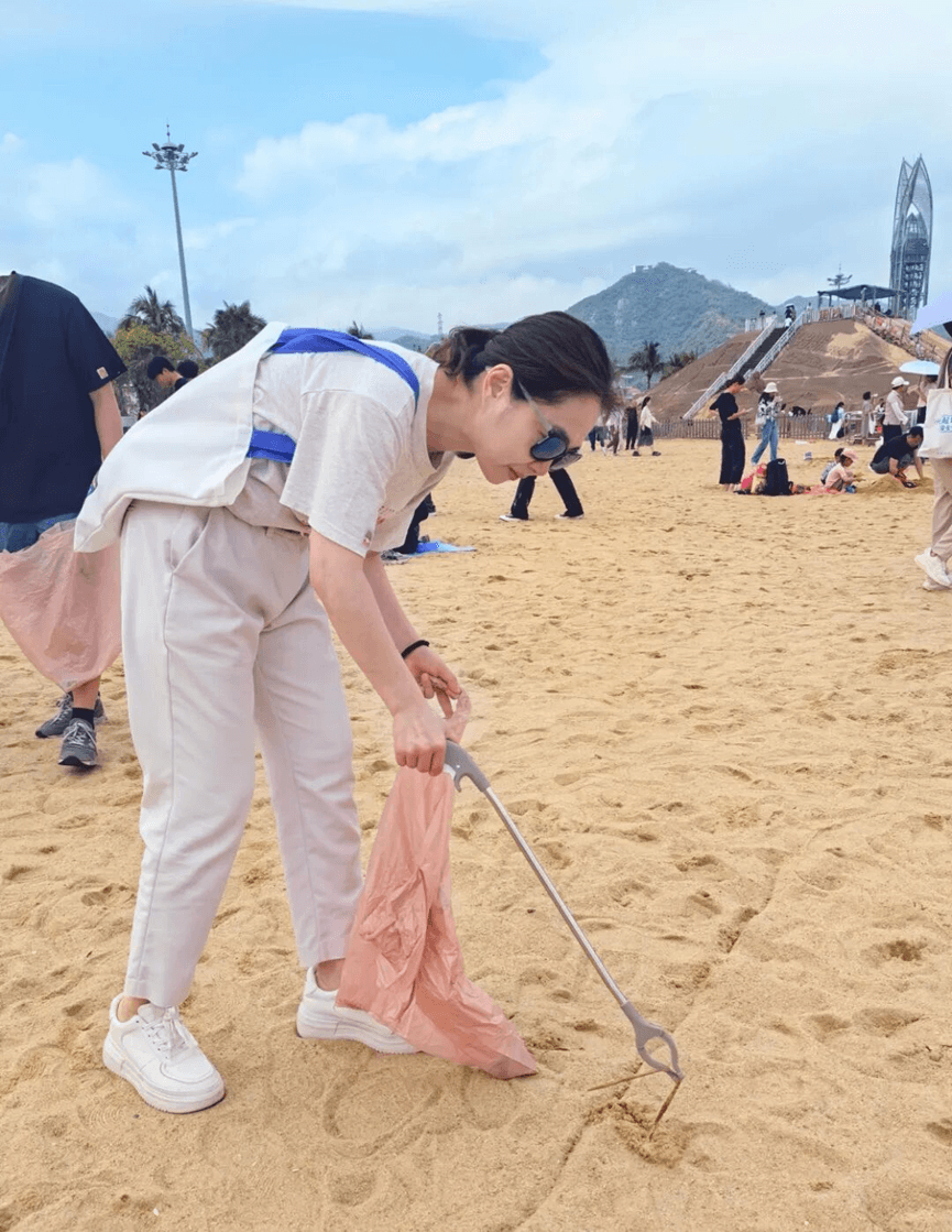 守护蔚蓝海岸,你我同行 永旺小贷 2025年海边净滩公益活动